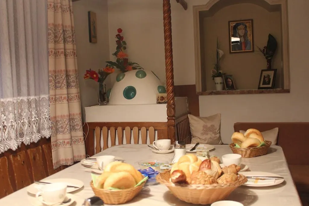 Frühstückspension Bed and Breakfast Sonnberg Ischgl
