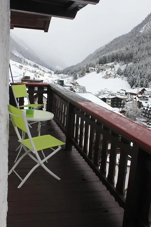Sonnberg Bed and Breakfast Ischgl 0*,