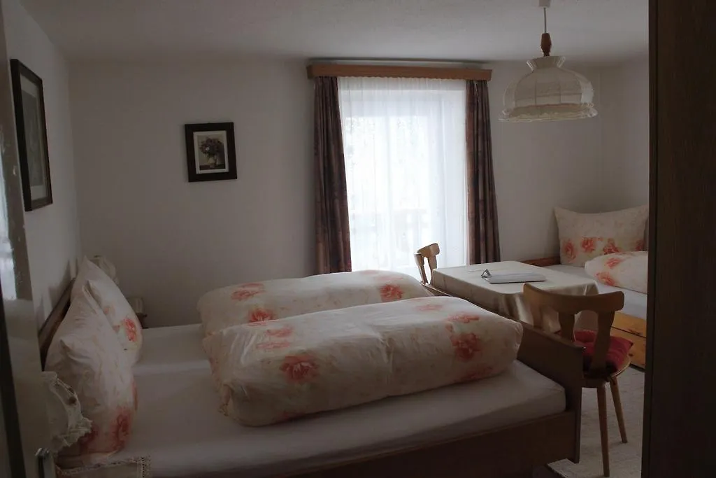 Sonnberg Bed and Breakfast Ischgl Bed & Breakfast